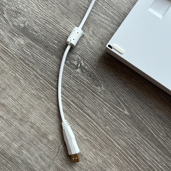 Redragon K552 Mechanical Gaming Keyboard 87 Key - Picture 5 of 5